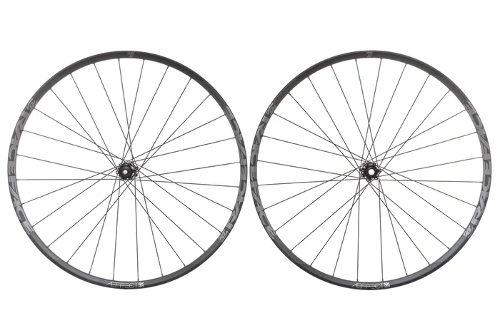 Race Face Aeffect Aluminum Tubeless 29″ Wheelset Shimano